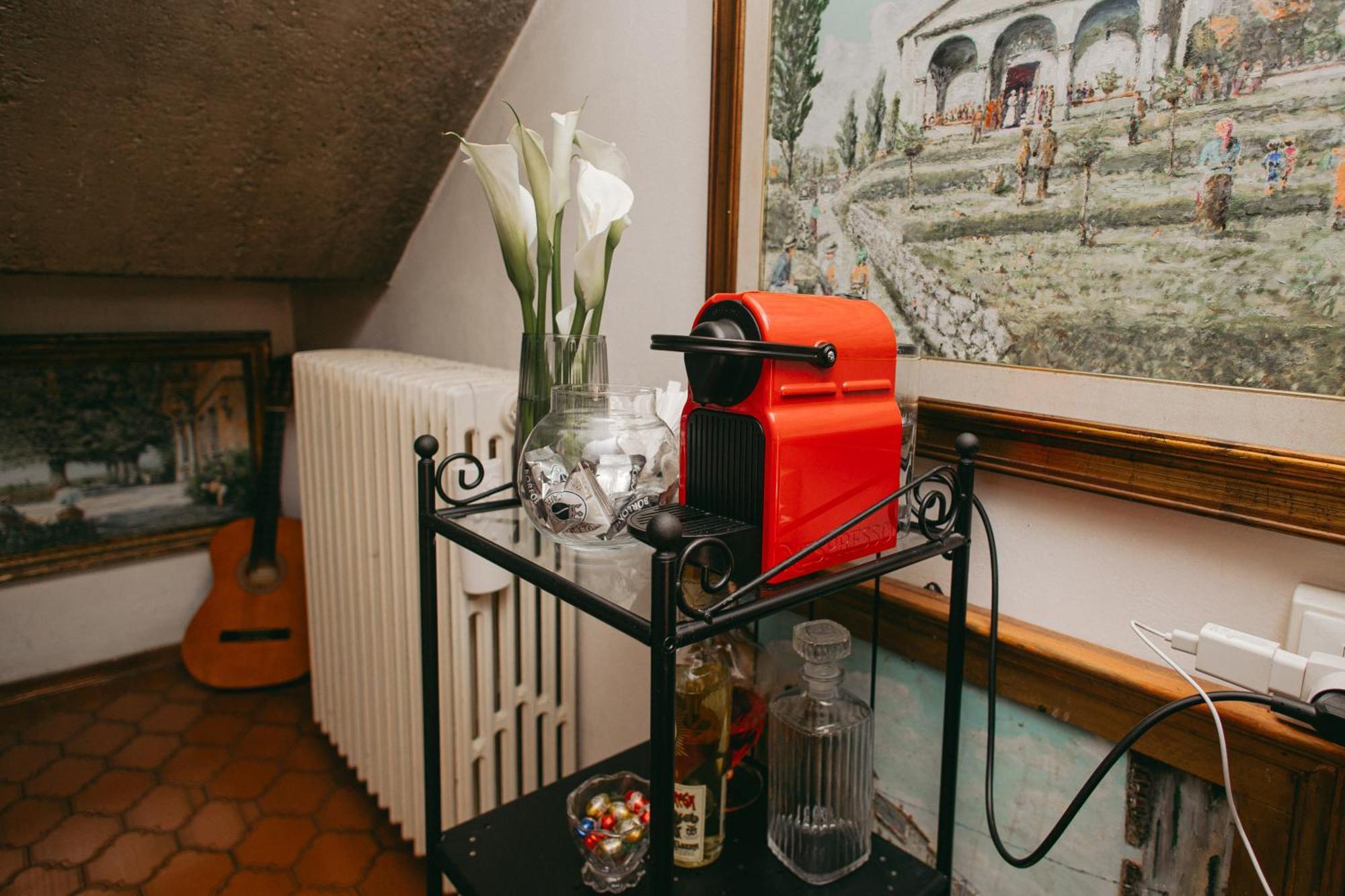 Hotel Enzo'S House Lukka Zewnętrze zdjęcie